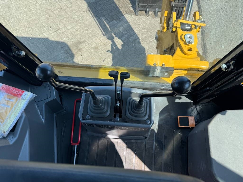 Heavy machinery product image - Image 9 of 11