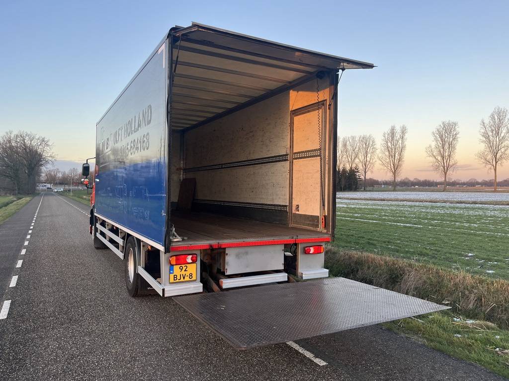 Box truck DAF CF230FA 4x2 Diesel 234 hp 2017 DAF CF230FA 4x2 1 image 6