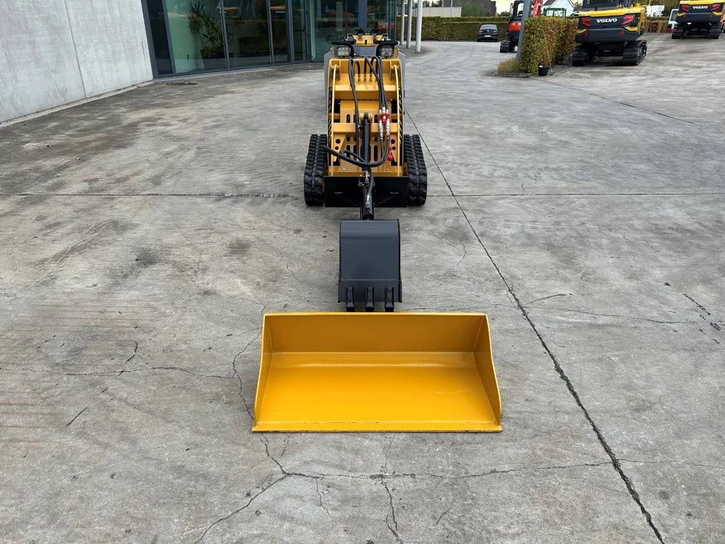 Skid Steer Loader IR IRL30 Petrol 2025 New with excavator arm 2025 IRL30 2025 0 image 2