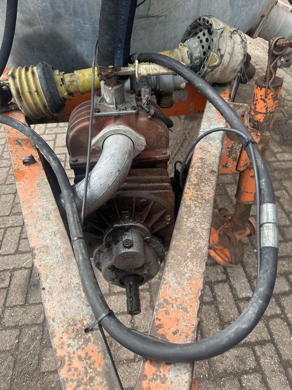 Waterwagen - Gebruikt 1985 12660 Waterwagen - Gebruikt 1985 1 image 7