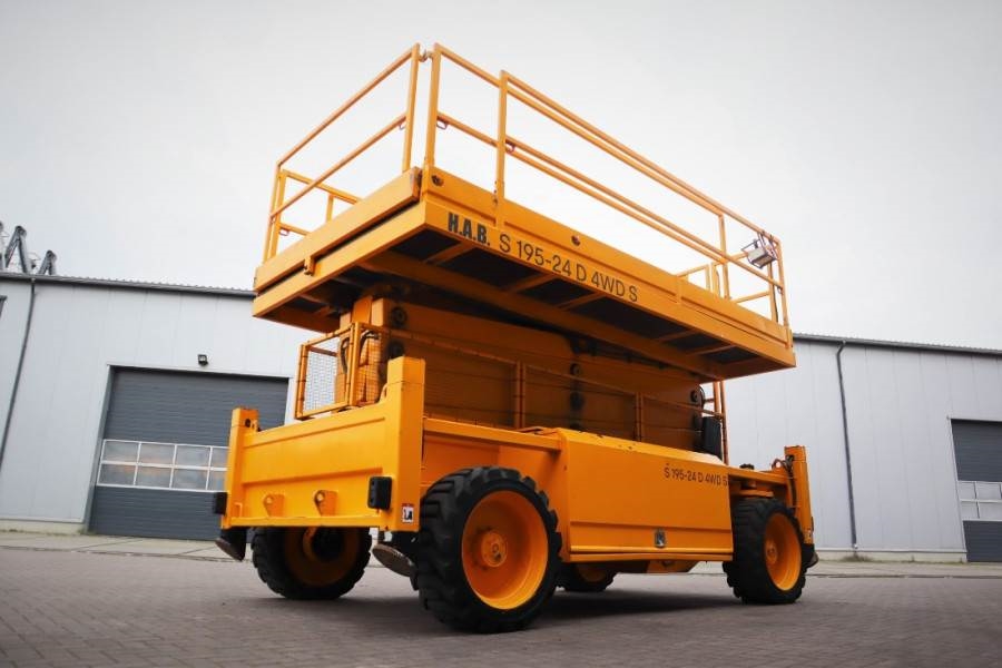 HAB S195-24 D4WDS Diesel, 4x4 Drive, 19.5m Working Hei 2011 HAB - S195-24 D4WDS - 62154 HAB S195-24 D4WDS Diesel, 4x4 Driv...