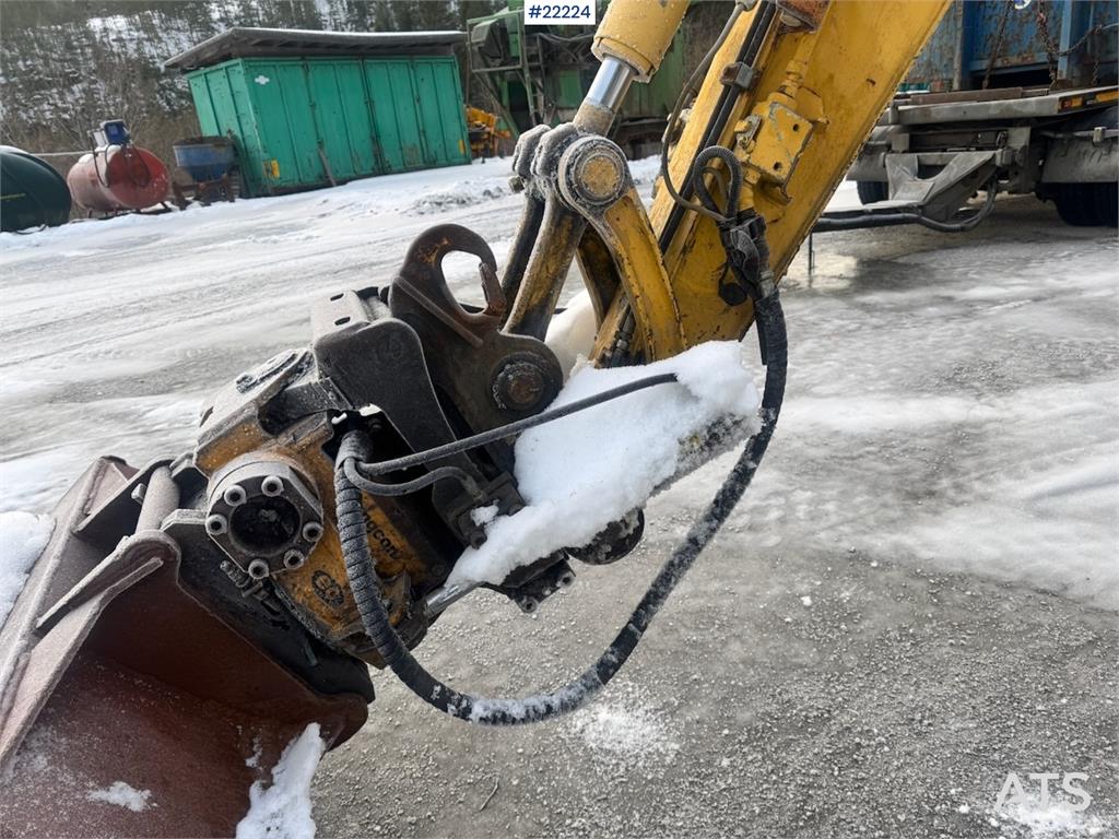 Komatsu PC78US-6 w/ Rototilt – 3 buckets – 6,300 hours WAT 2005 22224 PC78US-6 w/ Rototilt – 3 buckets – 6,300 hours WAT 2...