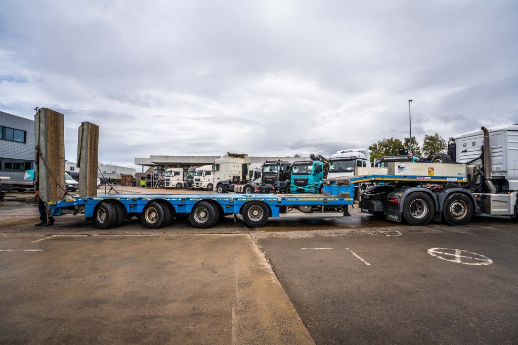 MAX TRAILER MAX TRAILER 110-F-S44+3XSTEERING/DIR. 2016 E64671 Max Trailer MAX TRAILER 110-F-S44+3XSTEERING/DIR. 2016 1 ima...