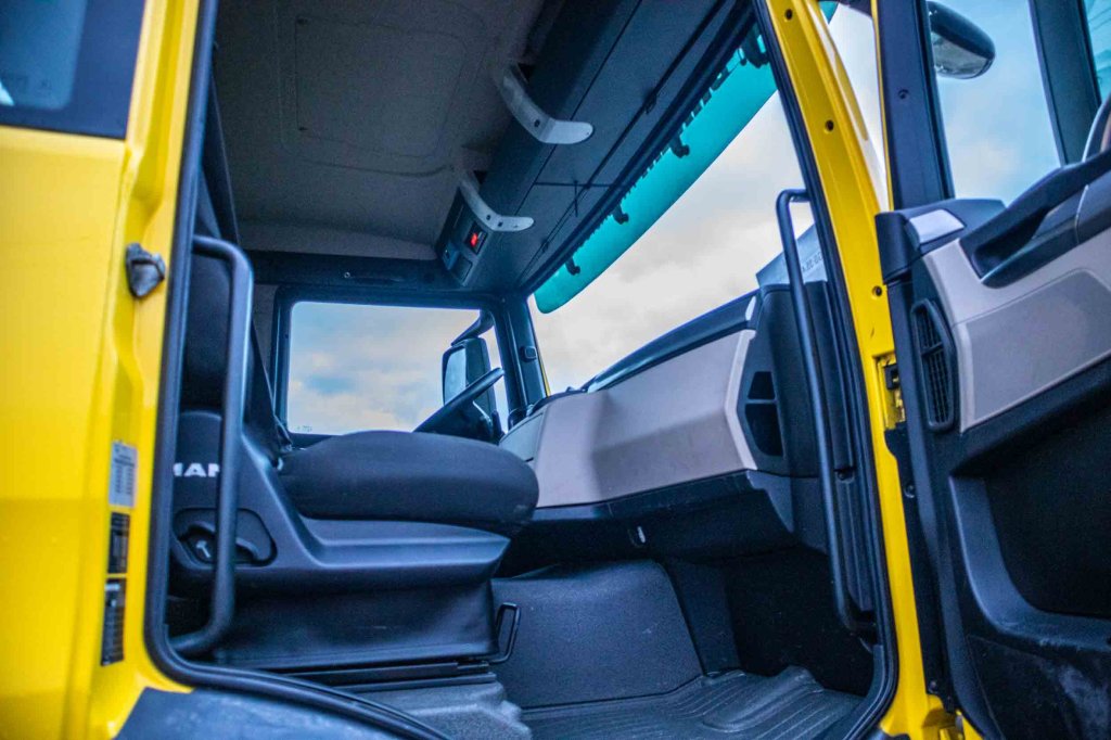 MAN TGS 35.460 BL - KENNIS 16R/3 2018 E63128 TGS 35.460 BL - KENNIS 16R/3 2018 1 image 13