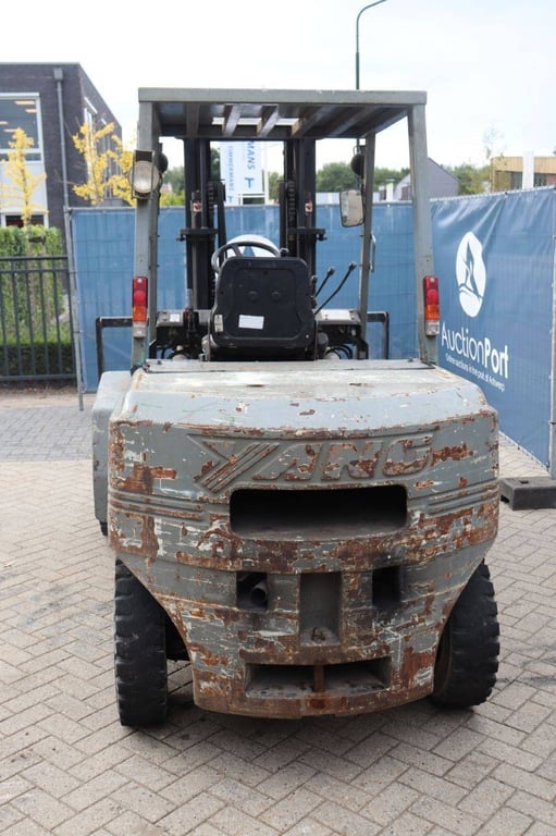 Forklift Yang FD-45TIP Diesel 4500kg 4.7m 1999 1999 Yang FD-45IIP 1999 1 Forklift image 5