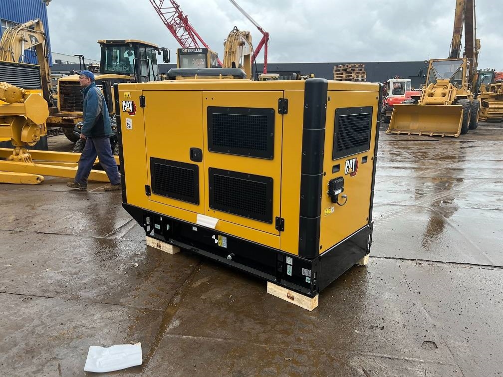 CAT DE 88 E0 (80KVA 64KW) new unused 2022 5027 DE 88 E0 (80KVA 64KW) new unused 2022 1 Generators image 4