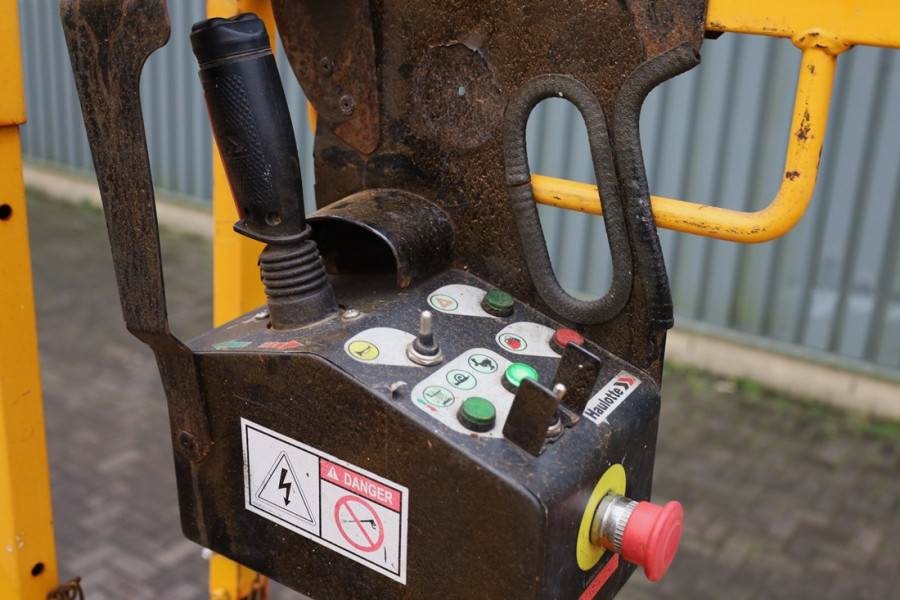 Haulotte Compact 10N As-Is, Electric, 10m Working Height, 2 2015 HAULOTTE - Compact 10N - 90247 Compact 10N As-Is, Electri...