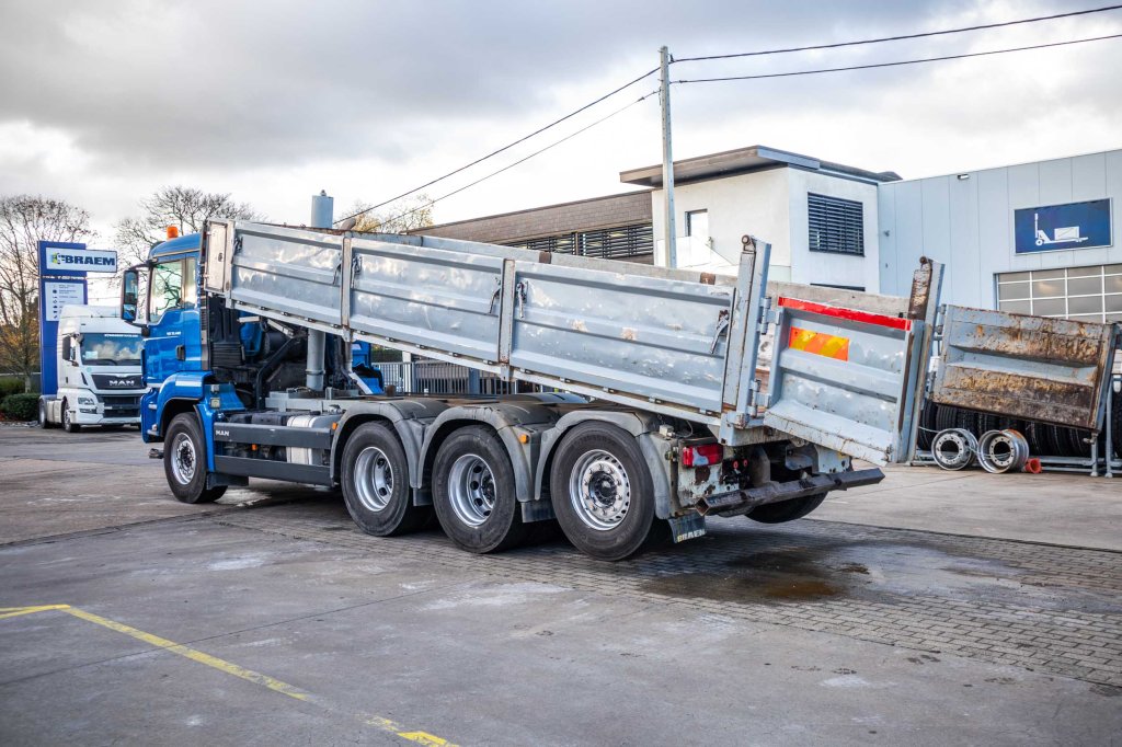 MAN TGS 35.440 BL 8x4-4 2015 E63079 TGS 35.440 BL 8x4-4 2015 1 image 4
