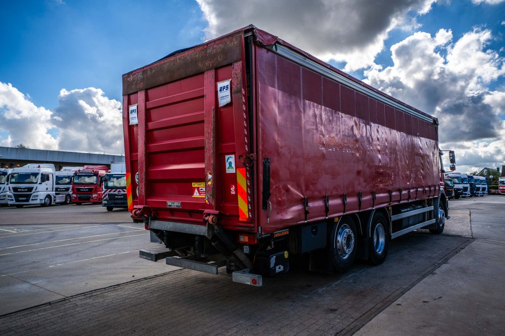 MERCEDES AXOR 2533 -MP3+DHOLLANDIA 2.5T 2013 E64555 AXOR 2533 -MP3+DHOLLANDIA 2.5T 2013 1 image 4