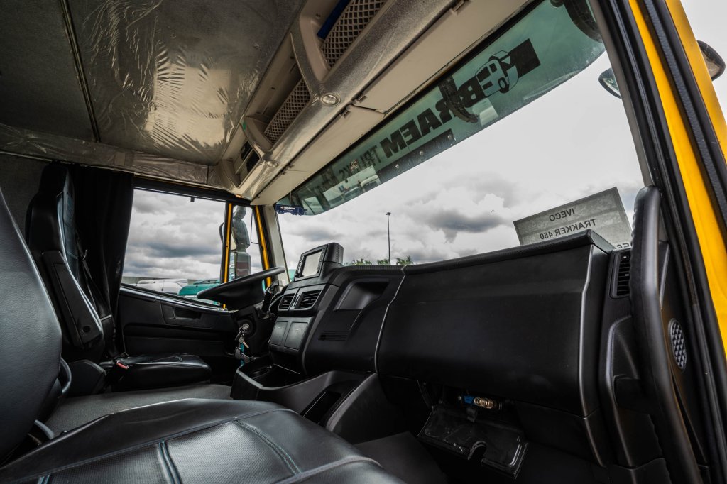 IVECO TRAKKER 450-6X4-BIG AXLES 2017 E60522 TRAKKER 450-6X4-BIG AXLES 2017 1 image 14