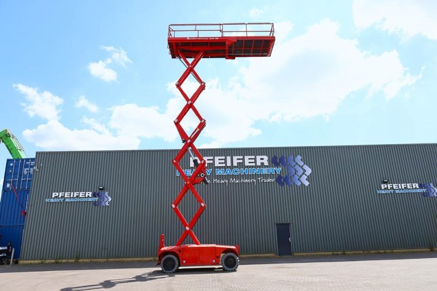 PB LIFT S151-19E 4x4 Electric, 4x4 Drive, 15m Working 2012 PB LIFT - S151-19E 4x4 - 90072 PB LIFT S151-19E 4x4 Electric, 4...