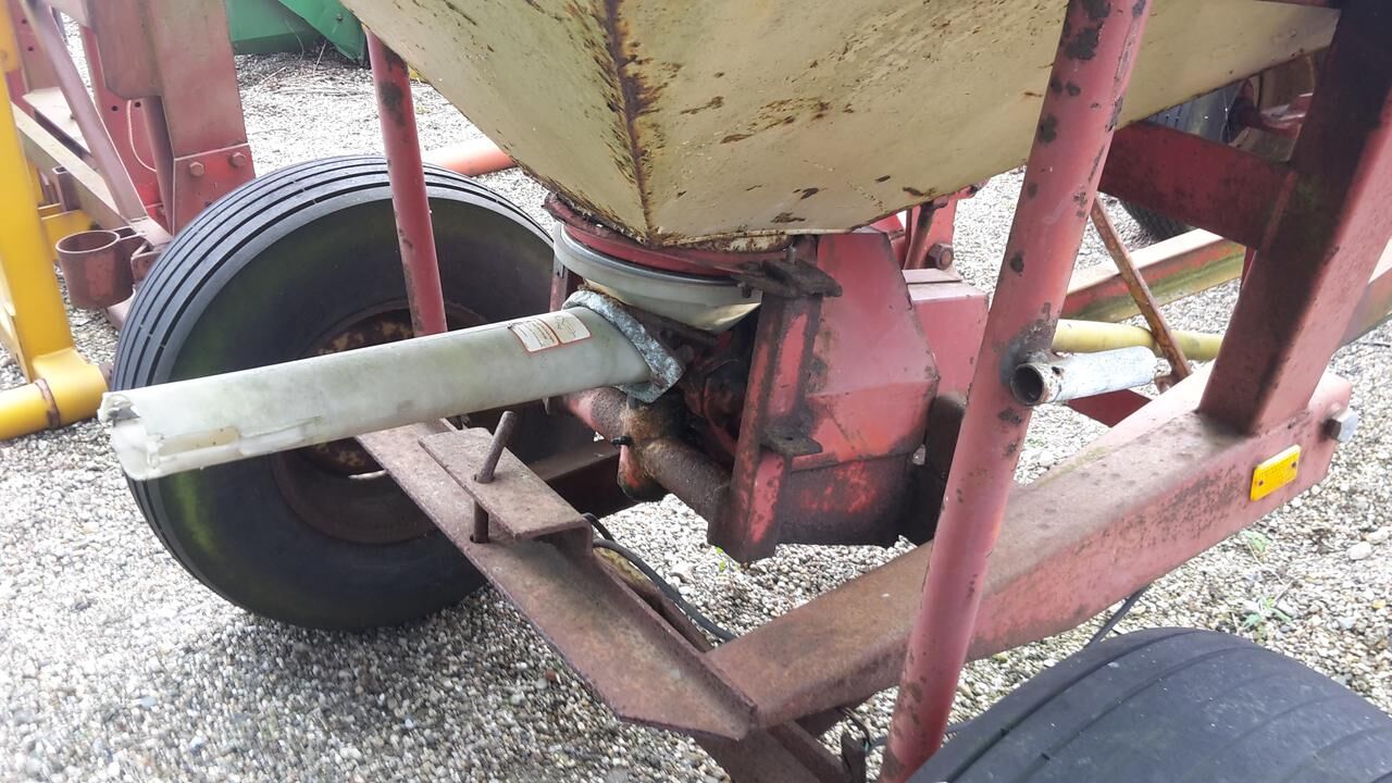 getrokken pendel strooier - Gebruikt 2733 GETROKKEN pendel strooier - Gebruikt 1 image 6