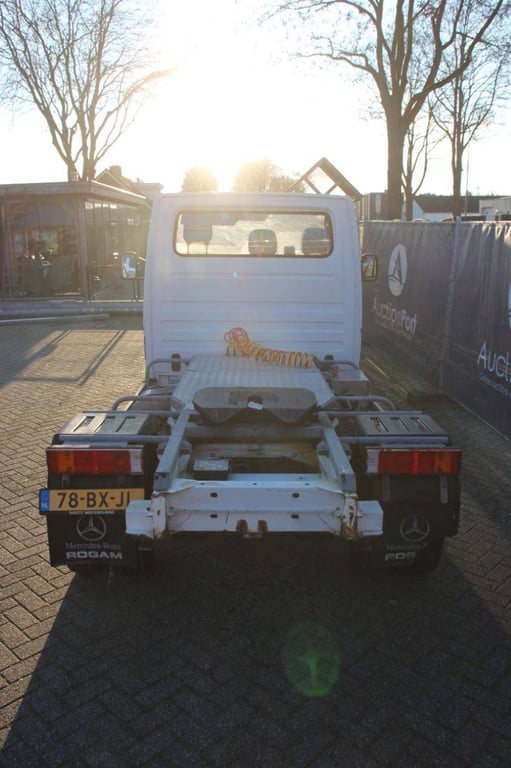 Mercedes-Benz 904.6 Diesel 129 hp 2006 semi-trailer tractor 2006 904.6 2006 1 image 4