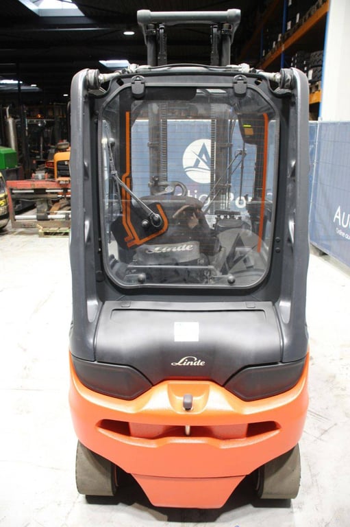 Forklift Linde E30L-01 Electric 3000kg 2014 2014 E30L-01 2014 1 Forklift image 4