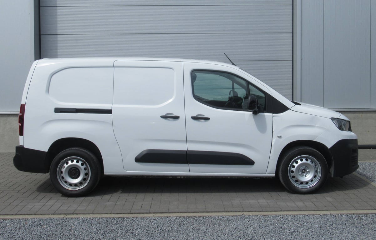 Peugeot Partner 1.5 BlueHDi Automatic Diesel 2023 2023 Peugeot Partner (III) 1.5 BlueHDi Automatic 2023 1 image 7