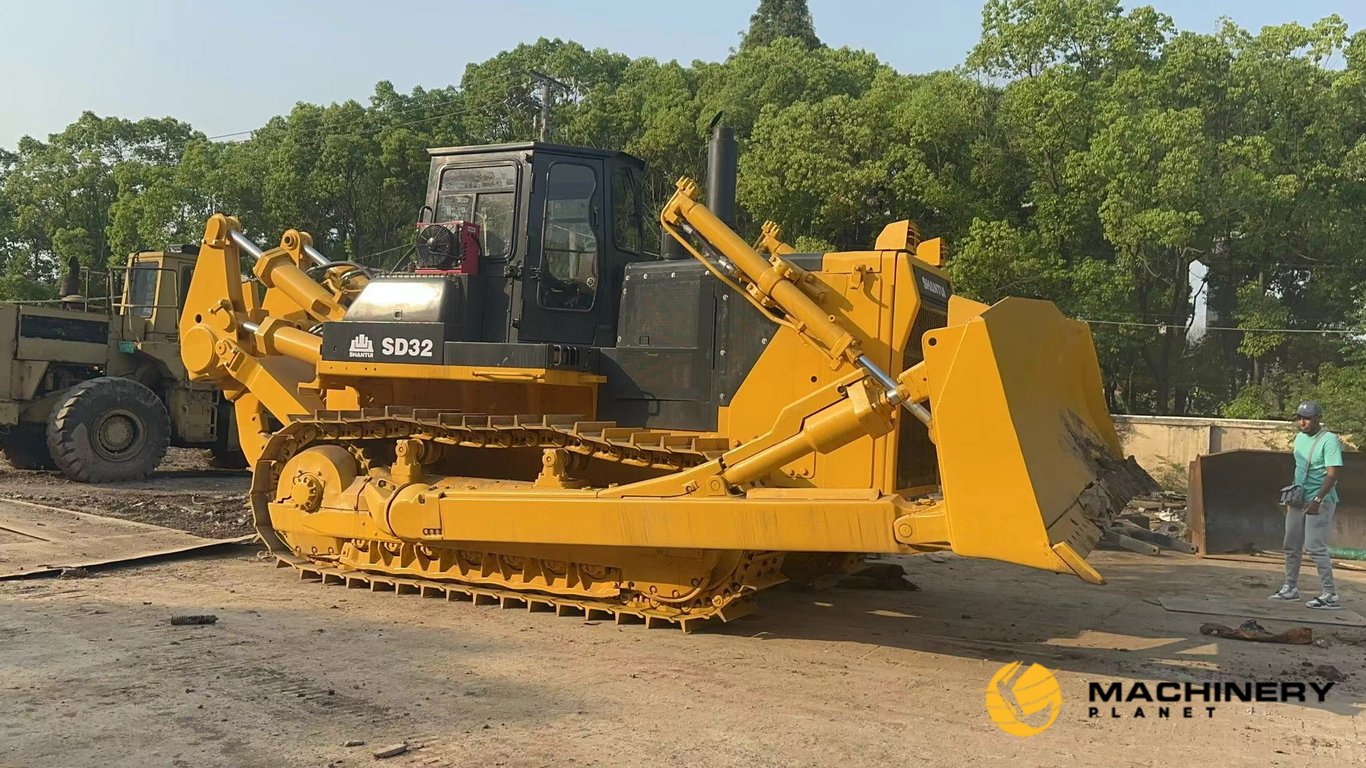 Shantui SD32 Used Bulldozers Made in China For Sale SD32 2019 1 Dozers image 3