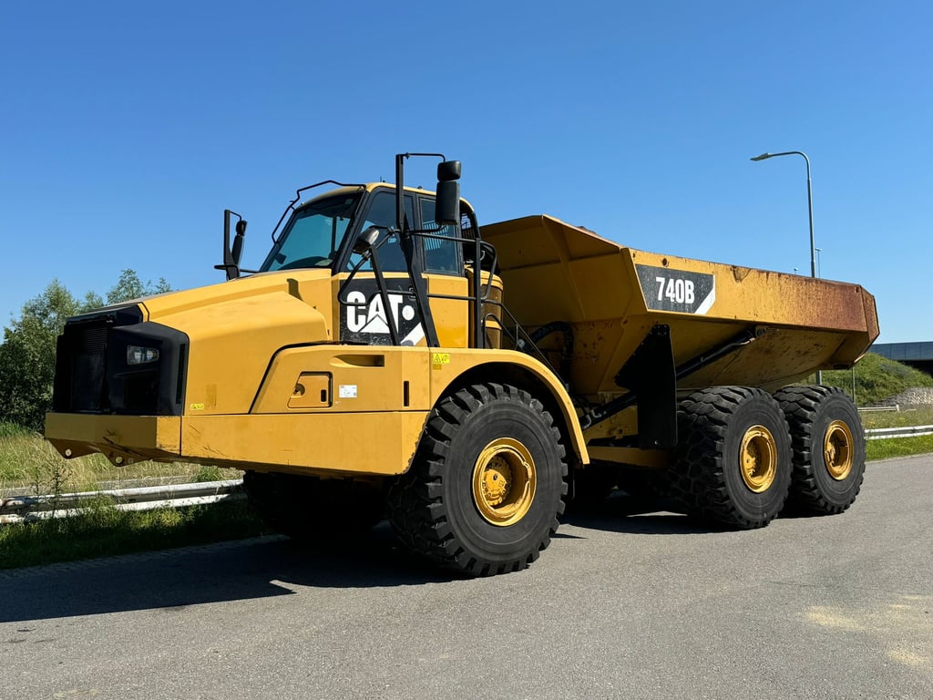 Caterpillar 740B 2011 70001402 740B 2011 1 image 2