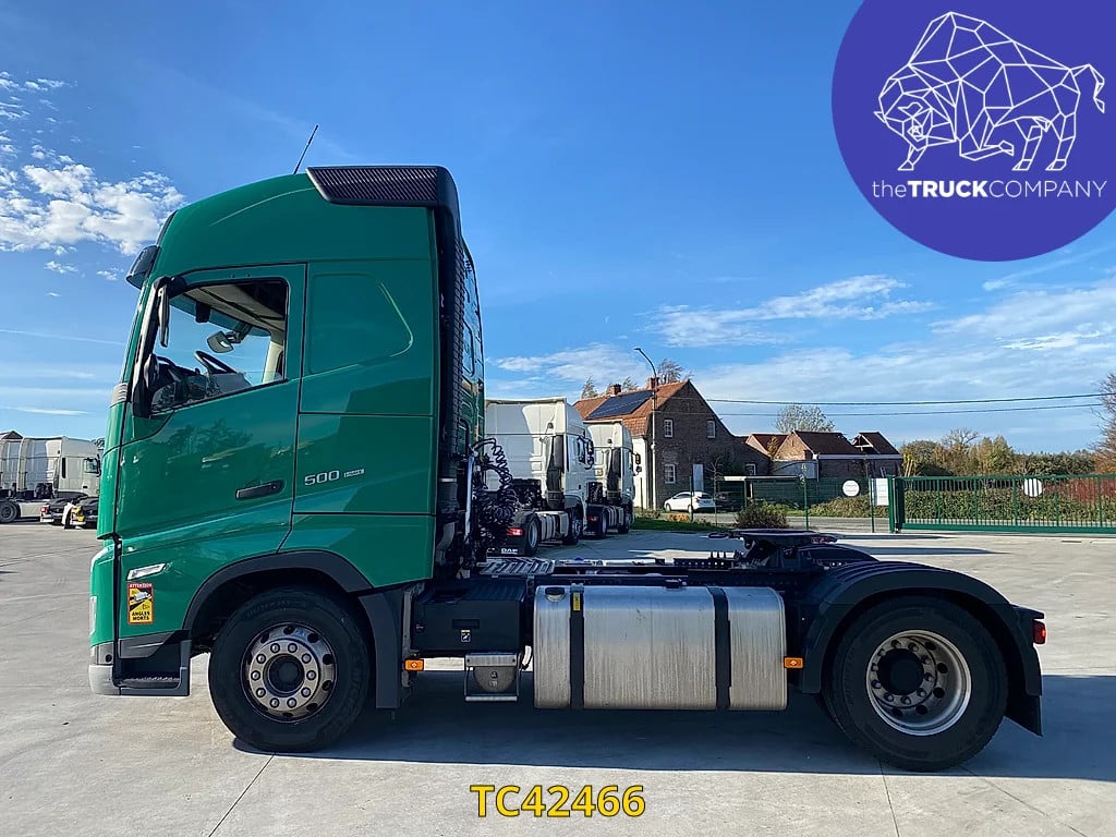 Volvo FH 500 2022 TC42466 FH 500 2022 1 image 2