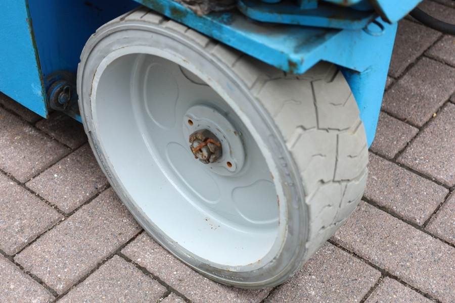 Genie GS2646 Electric, Working Height 9.80m, Capacity 45 2013 GENIE - GS2646 - 90022 GS2646 Electric, Working Height 9.80m...