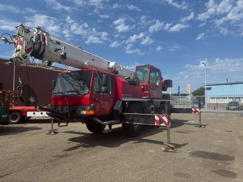 Heavy machinery product image - Image 2 of 15