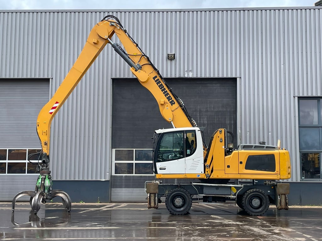 Liebherr LH30 M - Material Handler 2018 00032756 LH30 M - Material Handler 2018 1 image 2
