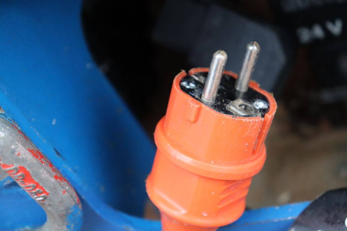 Skyjack SJ 12 Electric Mast Lift 5.66m 2015 2015 SJ 12 2015 1 image 11