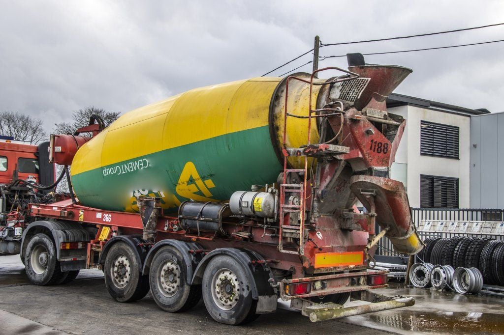 LIEBHERR LIEBHERR BETON MIXER/MALAXEUR/MISCHER-12M³ 2008 E56817 LIEBHERR BETON MIXER/MALAXEUR/MISCHER-12M³ 2008 1 image 4