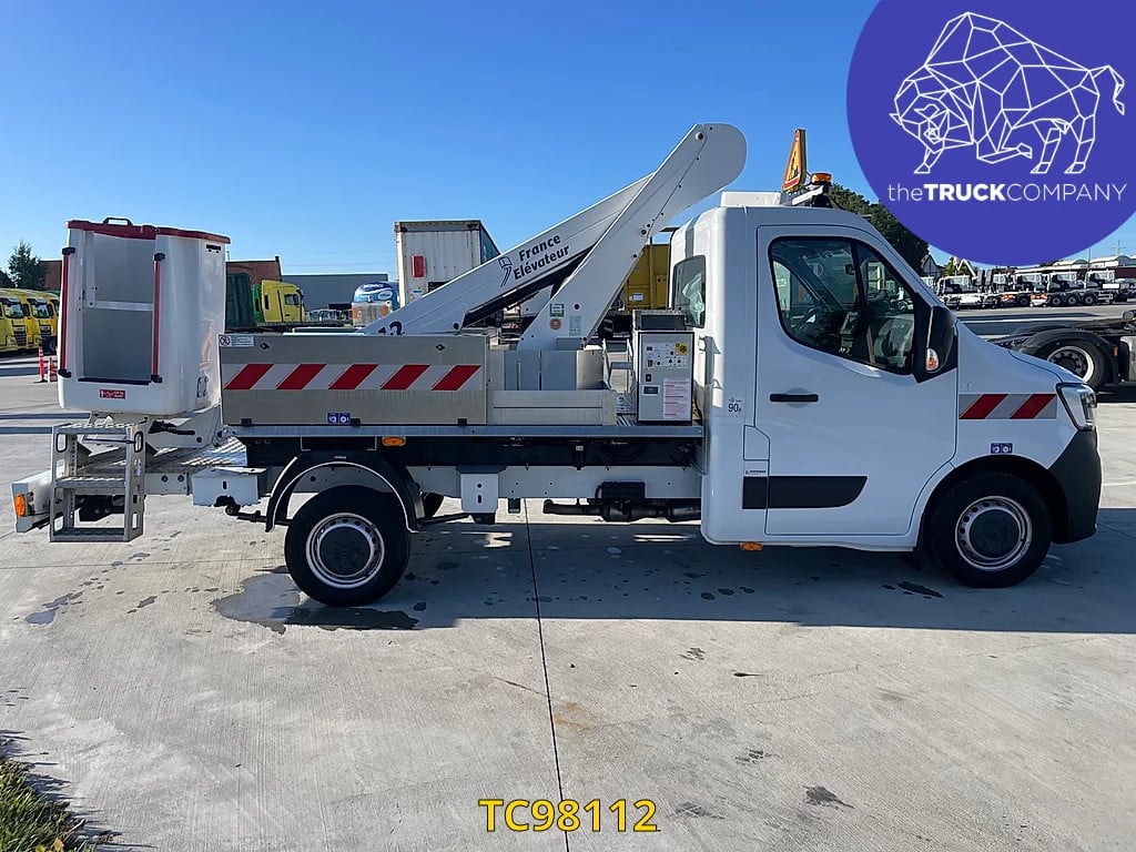 Renault Master Hoogtewerker 2023 TC98112 Renault Master Hoogtewerker 2023 1 image 7