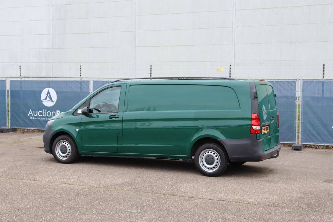 Mercedes-Benz Vito Diesel 2022 Van 2022 Vito 2022 1 image 4