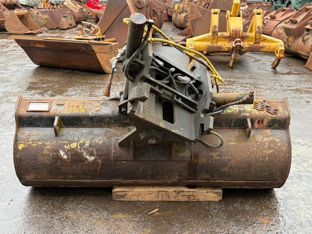 Verachtert tilting bucket CW-40 bucket width: 2400mm 70001955 Verachtert tilting bucket CW-40 bucket width: 2400mm 1 image 4