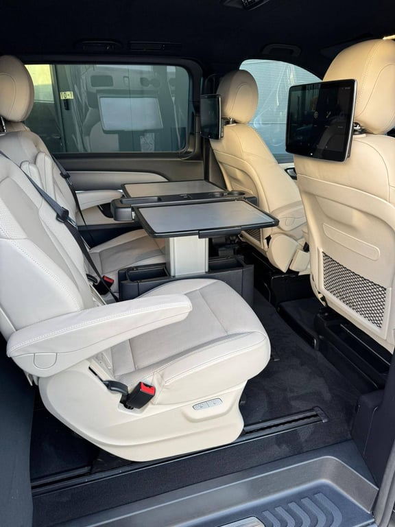 Mercedes-Benz V300 d Automatic business class AMG pack Diesel 2023 2023 V-Klasse (W447) _ V300 d Automatic AMG-pack 2023 1...