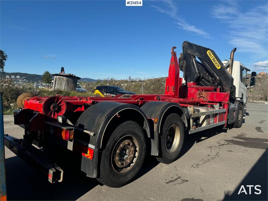Scania P340 Hook/crane truck 23 t/m Palfinger crane 2005 21454 P340 Hook/crane truck 23 t/m Palfinger crane 2005 1 Crane t...