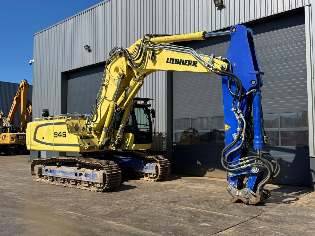 Liebherr R946 - triple boom 2013 00033349 R946 - triple boom 2013 1 image 7