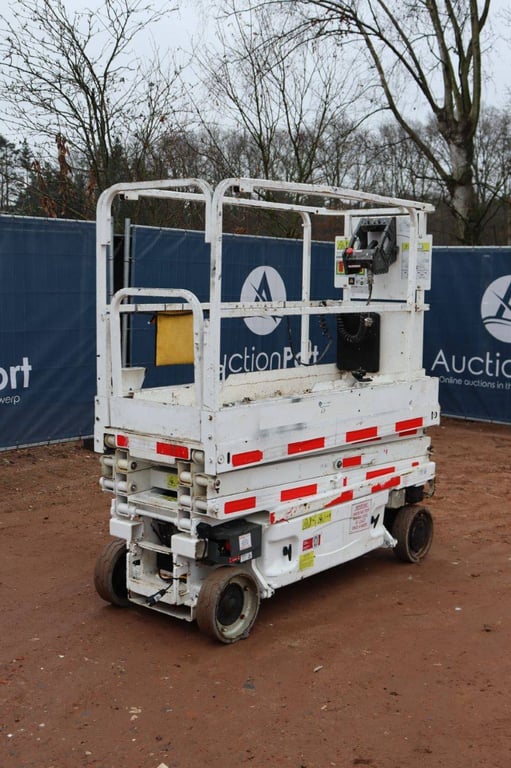 JLG 1930ES Electric Scissor Lift 7.8m 1930ES 1 Scissor Lifts image 9