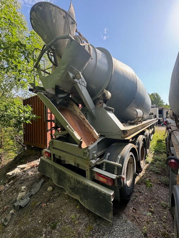 Zorzi imer Concrete trolley w/ Deutz diesel engine 2008 21083 ZORZI imer Concrete trolley w/ Deutz diesel engine 2008 1 im...