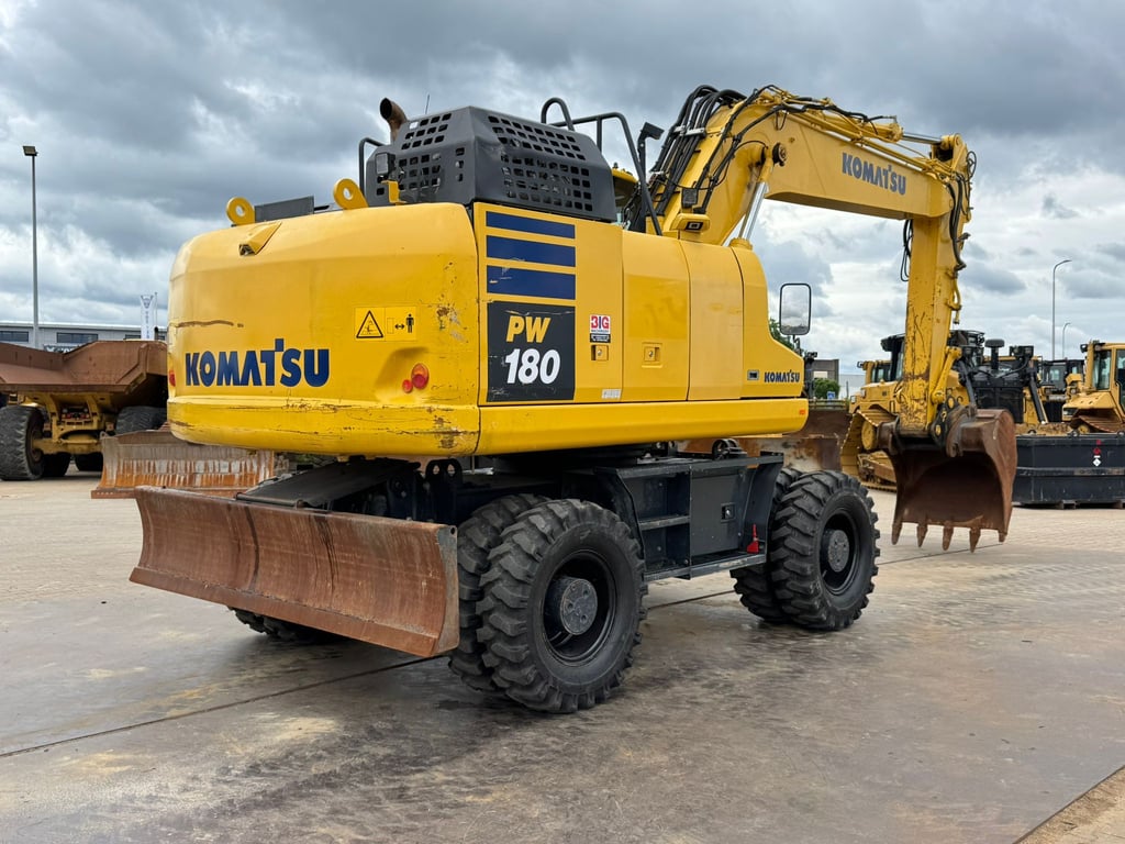 Komatsu PW180-11 2019 00033341 PW180-11 2019 1 image 5