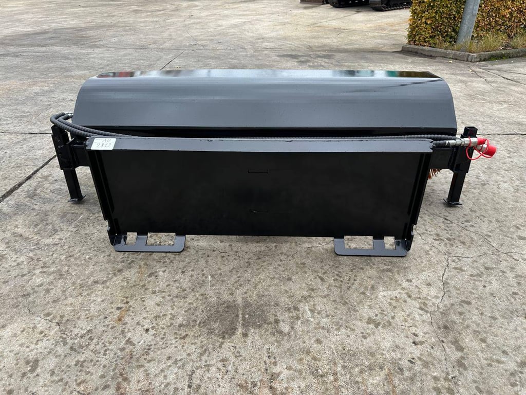 Brush Future FT-SE61 2024 New for Skid Steer Loader 2024 future FT-SE61 2024 0 image 4