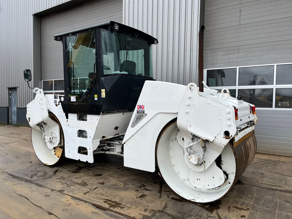 Caterpillar CB534D CE / EPA 2006 00032106 CB534D CE / EPA 2006 1 image 4