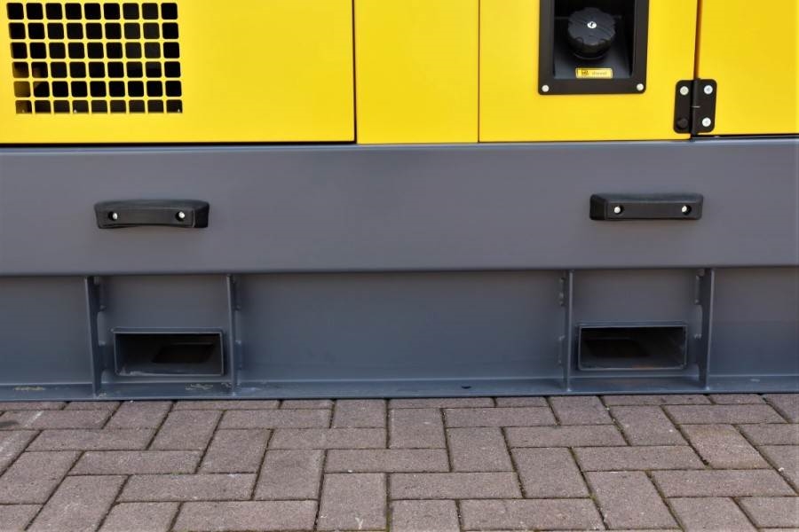 Atlas Copco QAS5 100 JD S3A Valid inspection, *Guarantee! Die 2020 ATLAS COPCO - QAS5 100 JD S3A - 60426 QAS5 100 JD S3A V...