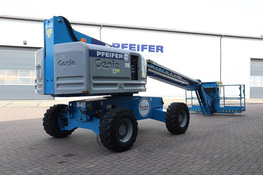 Genie S45 Valid inspection, *Guarantee! Diesel, 4x4 Driv 2019 GENIE - S45 - 60268 S45 Valid inspection, *Guarantee! Diesel...