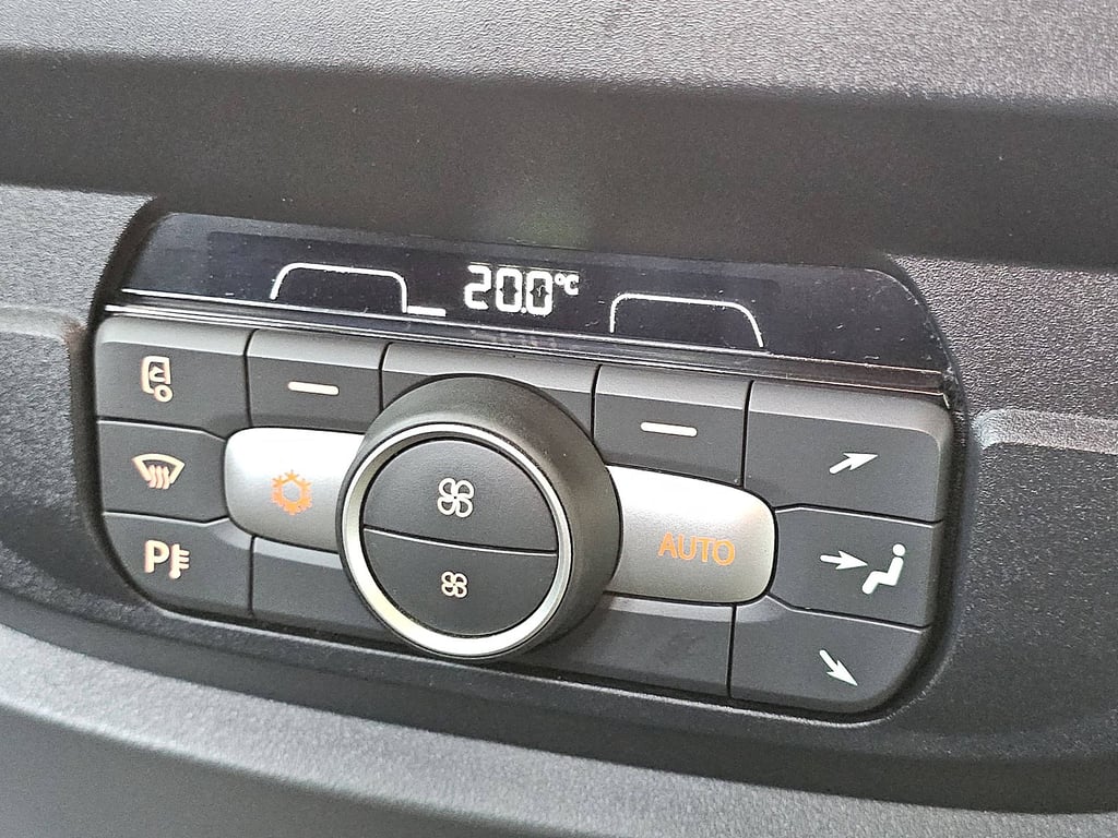 Heavy machinery product image - Image 12 of 15