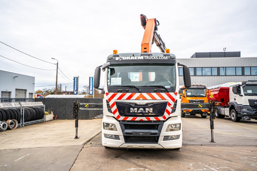 MAN TGS 35.440 BL - PK 33002/4xhydr. 2014 E64816 TGS 35.440 BL - PK 33002/4xhydr. 2014 1 image 2