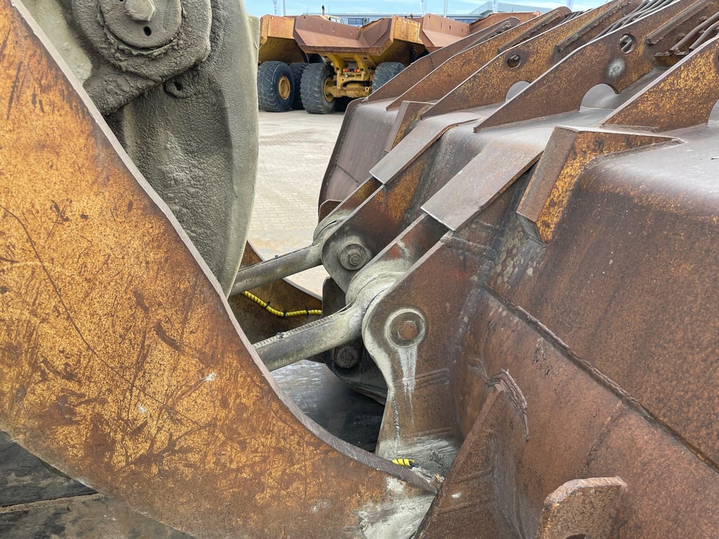 Caterpillar 988B 1986 00033689 988B 1986 1 image 15