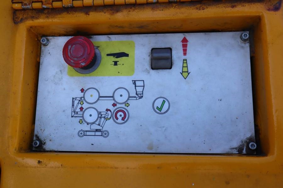 Snorkel A38E Electric, 13.5m Working Height, 6.1m Reach, 2 2011 SNORKEL - A38E - 63598 A38E Electric, 13.5m Working Height...