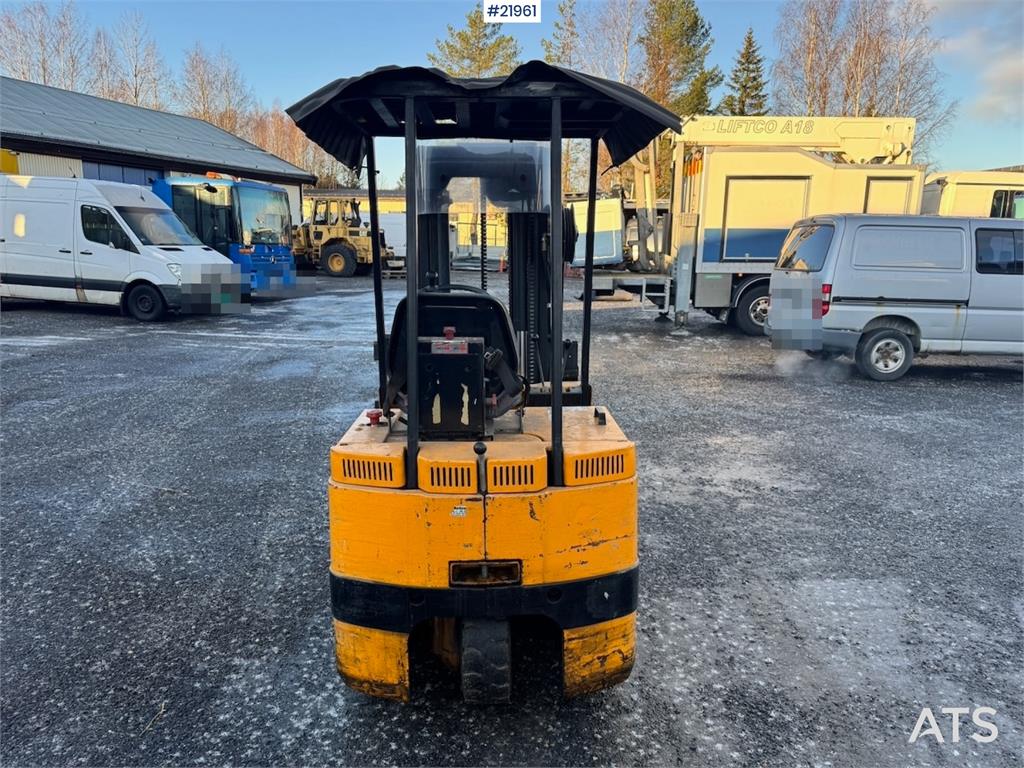 Jungheinrich EFG D1.0 Electric Forklift w/ Charger 1988 21961 EFG D1.0 Electric Forklift w/ Charger 1988 1 Forklift image 4