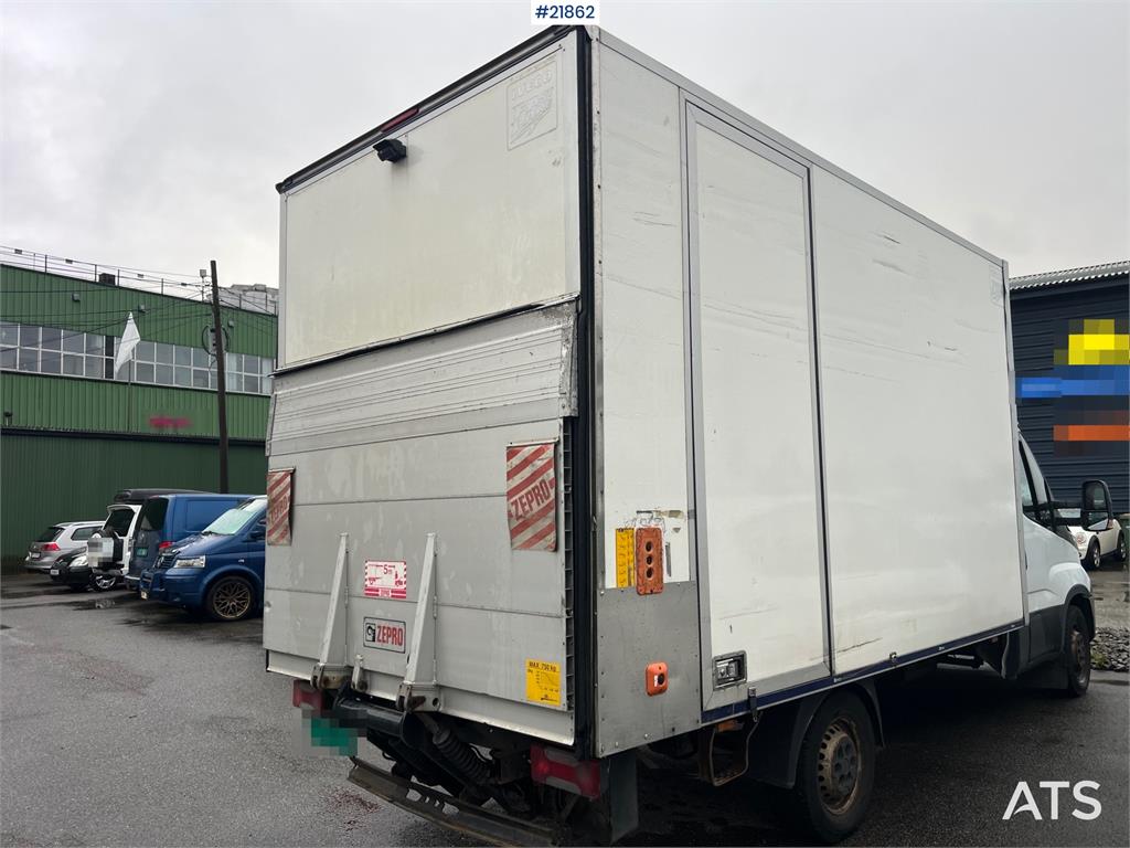 Iveco Daily box van w/ lift 2017 21862 Daily box van w/ lift 2017 1 Closed vans image 5