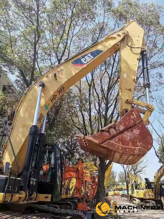 349E Caterpillar 90% new Good Condition 349E 2019 1 Crawler Excavators image 2