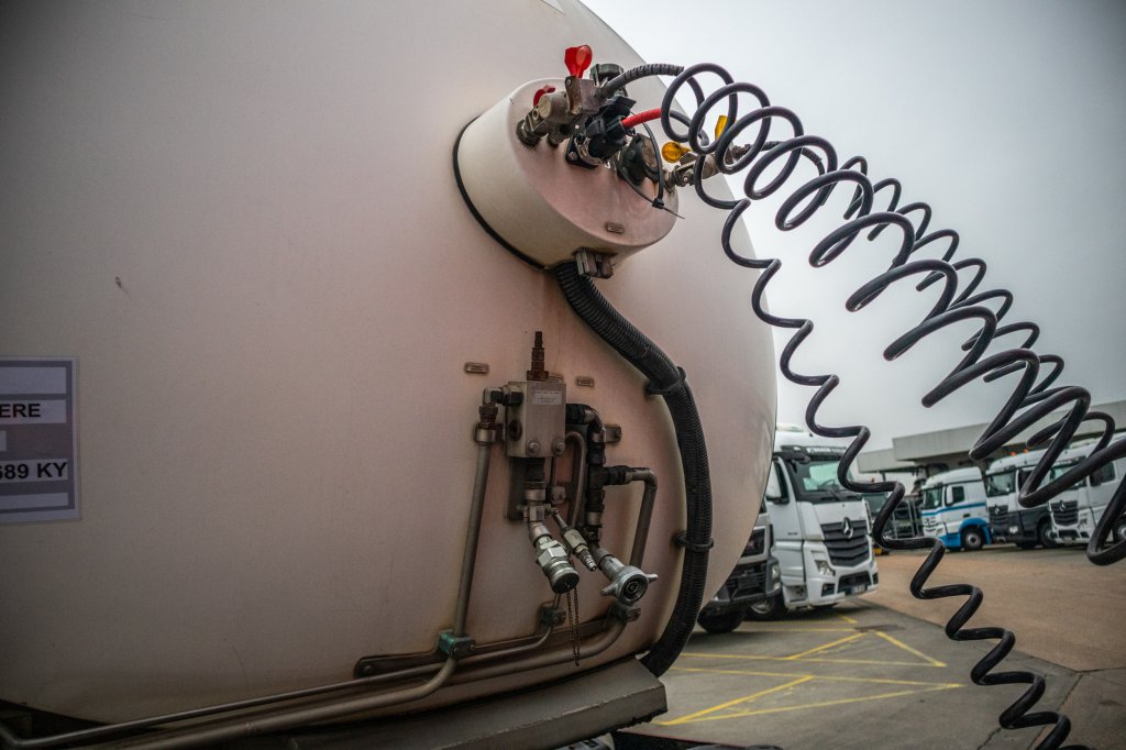 ETA CITERNE LAIT/MILCH/MILK 29000L 2012 E61296 ETA CITERNE LAIT/MILCH/MILK 29000L 2012 1 image 7