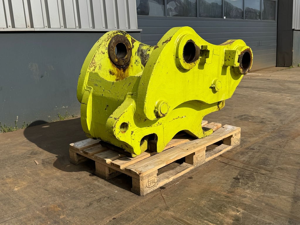 Caterpillar 352F Miller Pin-On Quick Coupler 70001781 352F Miller Pin-On Quick Coupler 1 image 9