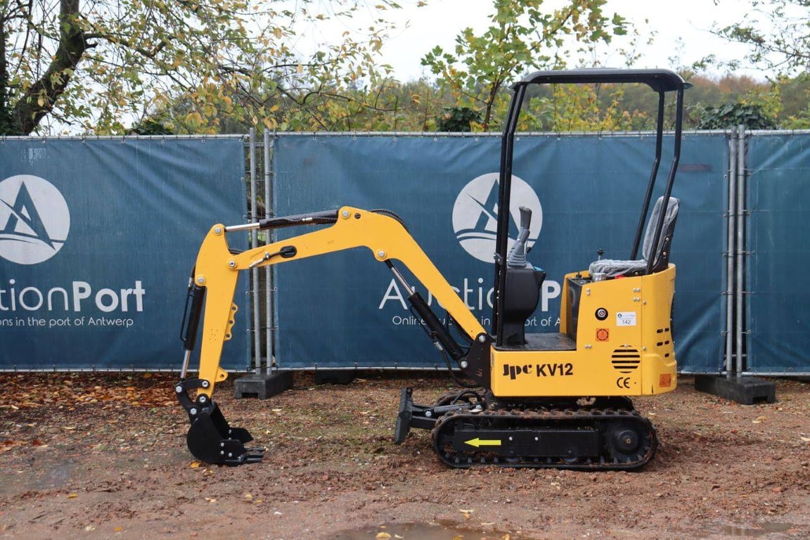 Mini excavator JPC KV12 Diesel 12 hp New JPC KV12 0 image 2